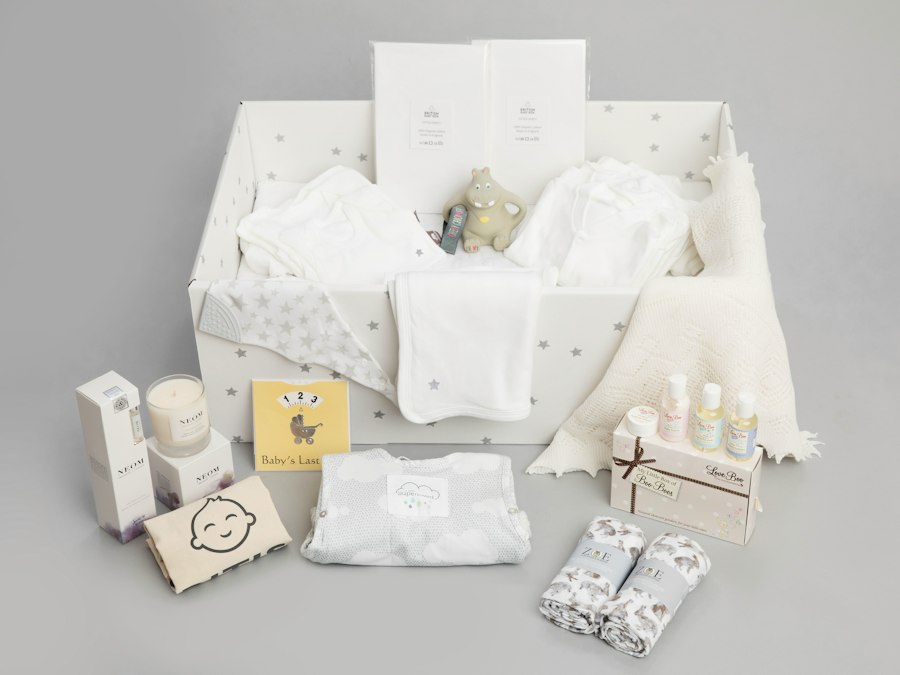 Baby on the Way &mdash; baby showers gift basket